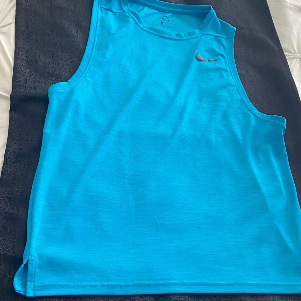 Nike Bright Aqua Blue Dri-FIT Performance Tank Size L - Picture 2 of 12